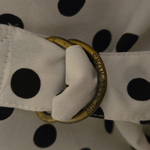 Michael Kors Top White black polka dots banded hem roll sleeve size 1x - Picture 5 of 6
